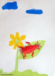 Жук на цветке