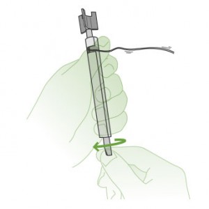 Намотайте верёвку на вал