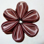 сшитый цветок