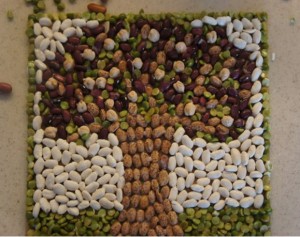 Дерево из фасоли